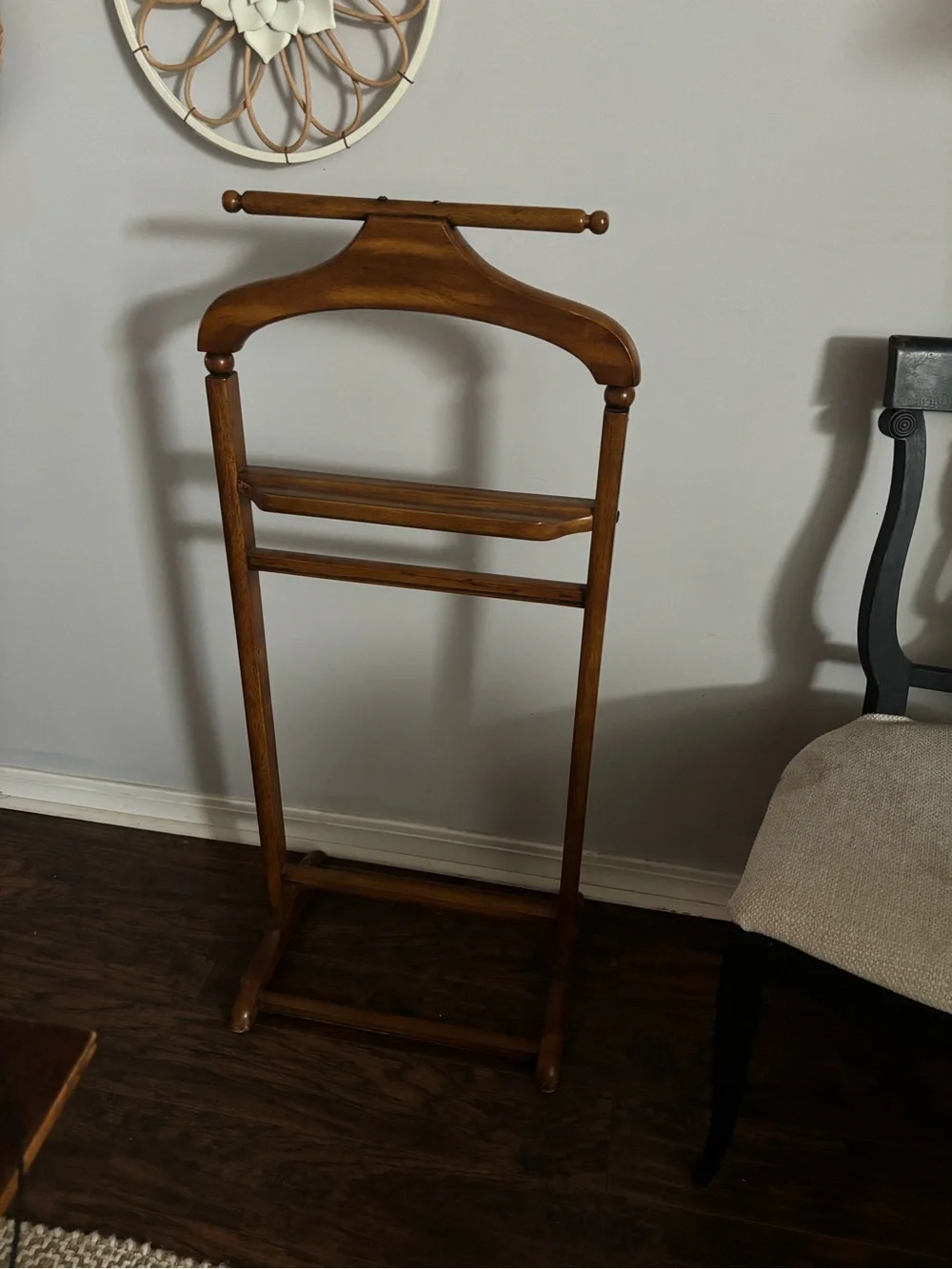 Vintage Brown Wooden Valet Stand - Classic Garment Organizer